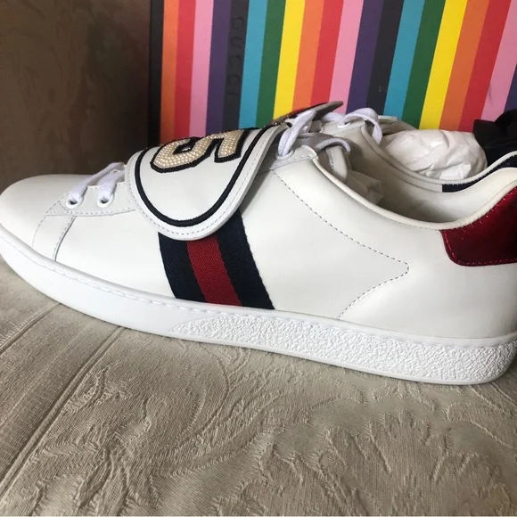 Gucci new ace sneakers with removable patch women size 40